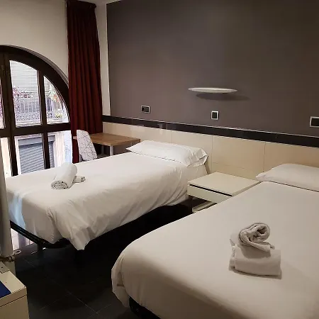 Levante Pensjonat 2*