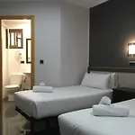 Πανσιόν Levante 2*