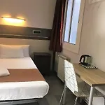 Levante Πανσιόν 2*